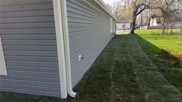 315 W Cornhill Street, Cameron, MO 64429
