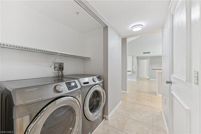 1210 Wildwood Lakes BLVD # 304, Naples, FL 34104