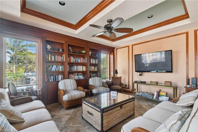 1210 Wildwood Lakes BLVD # 304, Naples, FL 34104