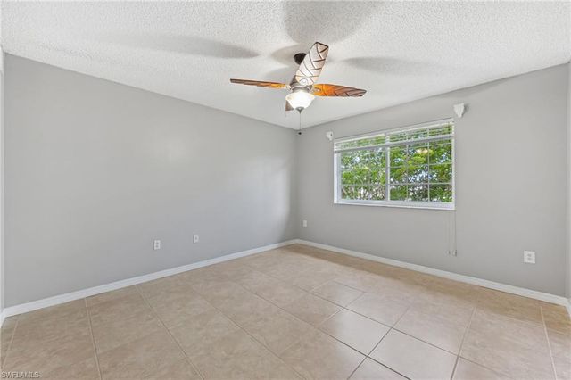1210 Wildwood Lakes BLVD # 304, Naples, FL 34104