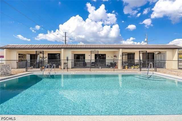 4514 Santa Barbara BLVD 5, Cape Coral, FL 33914