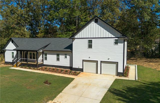 1063 Chapman Lane, Stone Mountain, GA 30088