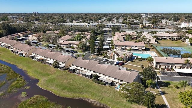 9209 SEMINOLE BOULEVARD 32, Seminole, FL 33772