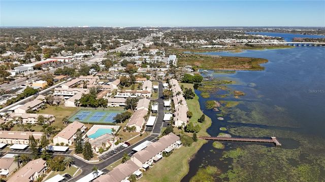 9209 SEMINOLE BOULEVARD 32, Seminole, FL 33772