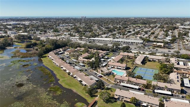 9209 SEMINOLE BOULEVARD 32, Seminole, FL 33772