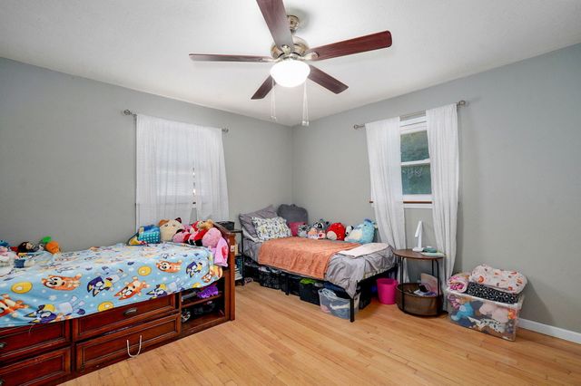 2648 E Portland Street, Springfield, MO 65804