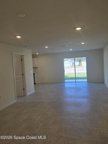 972 SW Richmond Circle SW, Palm Bay, FL 32908