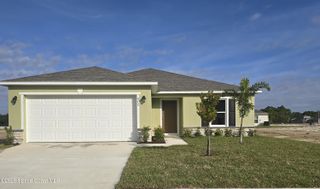 972 SW Richmond Circle SW, Palm Bay, FL 32908