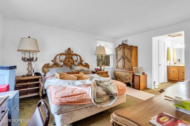 1461 Trenton Avenue, Whiting, NJ 08759