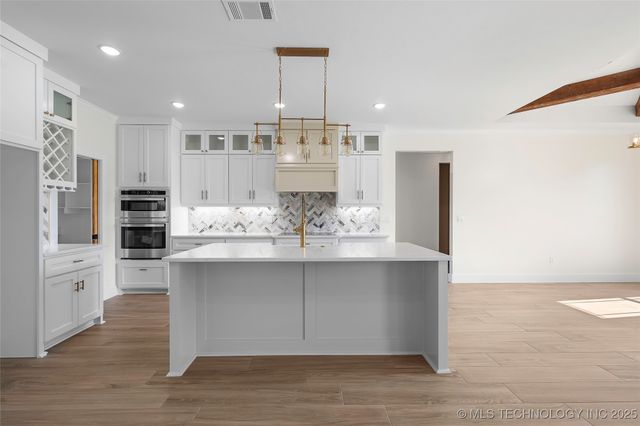 150 Chateau Bend, Ardmore, OK 73401