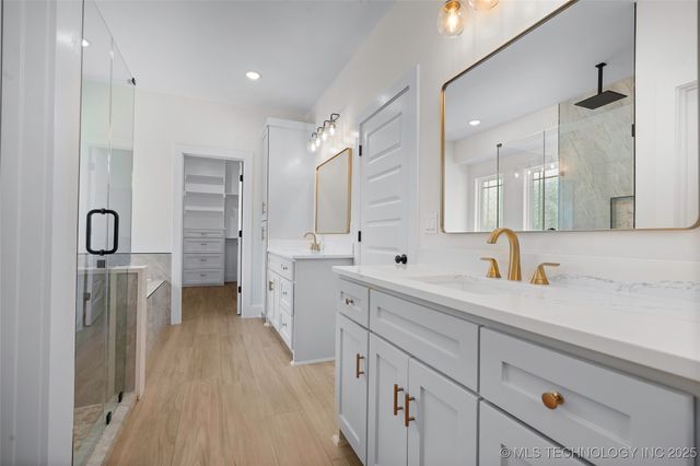 150 Chateau Bend, Ardmore, OK 73401