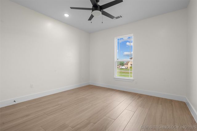 150 Chateau Bend, Ardmore, OK 73401