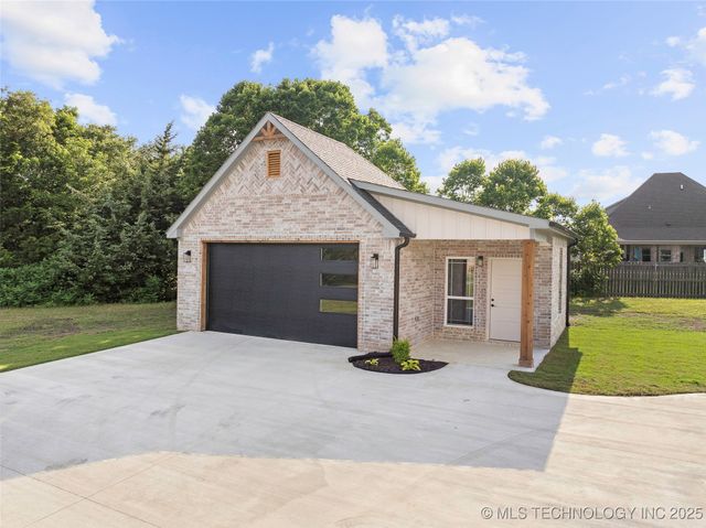 150 Chateau Bend, Ardmore, OK 73401