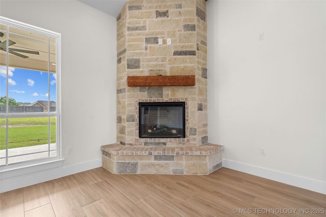 150 Chateau Bend, Ardmore, OK 73401