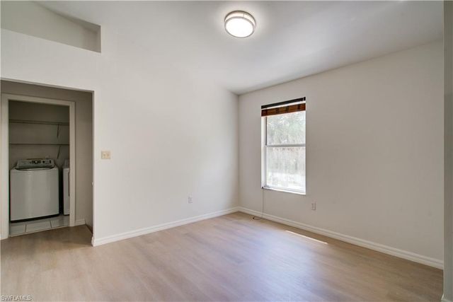 731 Jung BLVD E, Naples, FL 34120