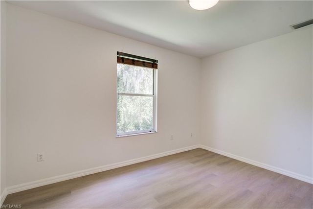731 Jung BLVD E, Naples, FL 34120