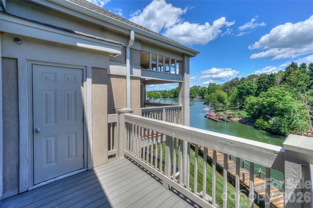 104 Pier 33 Drive 312, Mooresville, NC 28117