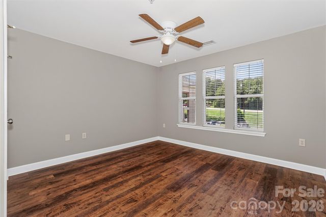 104 Pier 33 Drive 312, Mooresville, NC 28117