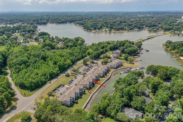 104 Pier 33 Drive 312, Mooresville, NC 28117