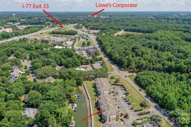 104 Pier 33 Drive 312, Mooresville, NC 28117
