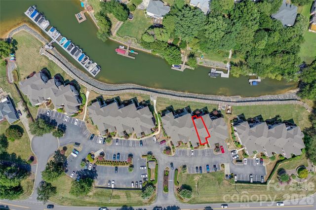 104 Pier 33 Drive 312, Mooresville, NC 28117