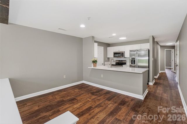 104 Pier 33 Drive 312, Mooresville, NC 28117