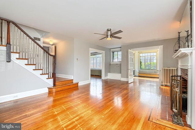 3005 DUNLEER RD, Dundalk, MD 21222