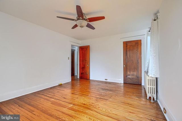 3005 DUNLEER RD, Dundalk, MD 21222