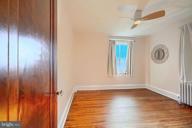 3005 DUNLEER RD, Dundalk, MD 21222