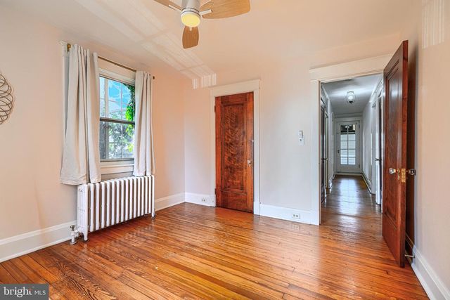 3005 DUNLEER RD, Dundalk, MD 21222