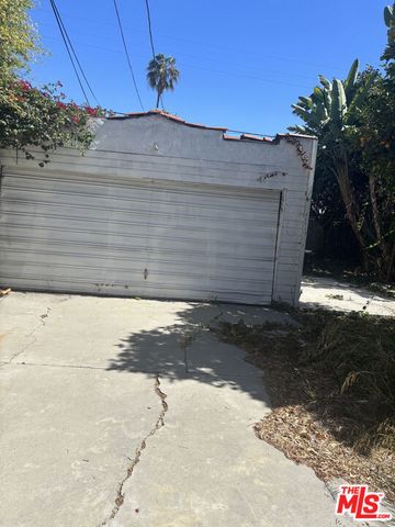 2230 S Ridgeley Drive, Los Angeles, CA 90016
