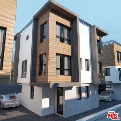 2230 S Ridgeley Drive, Los Angeles, CA 90016
