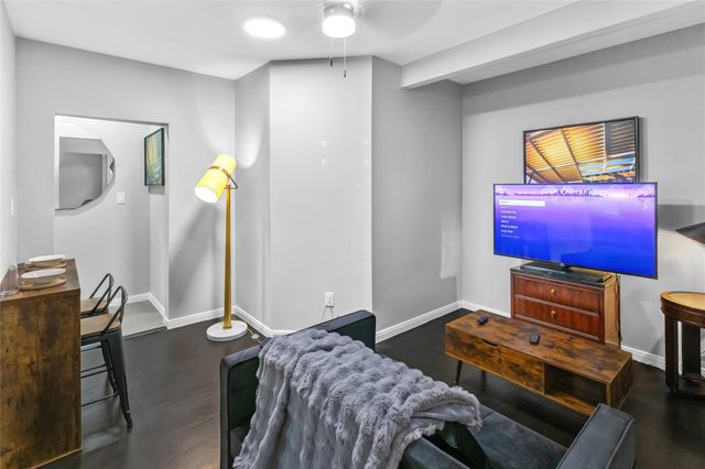 2824 Blodgett Street 4, Houston, TX 77004
