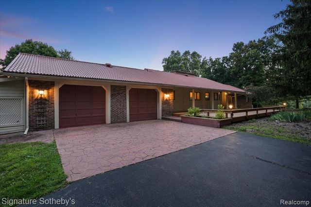 7255 E Baldwin Road, Grand Blanc, MI 48439