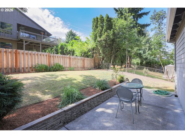 7632 Sw RUBY Ter, Portland, OR 97219