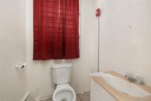 559 Branch Avenue, Providence, RI 02904