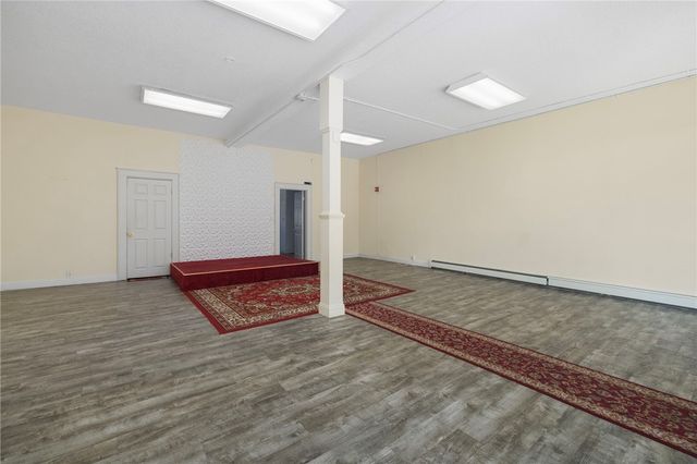 559 Branch Avenue, Providence, RI 02904