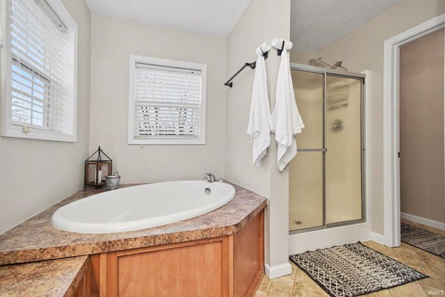 21654 W Ireland Road, South Bend, IN 46614