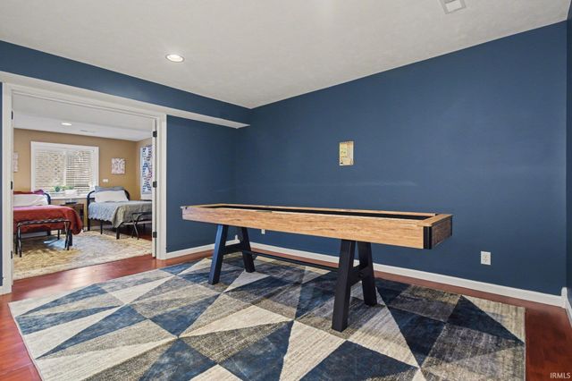 21654 W Ireland Road, South Bend, IN 46614