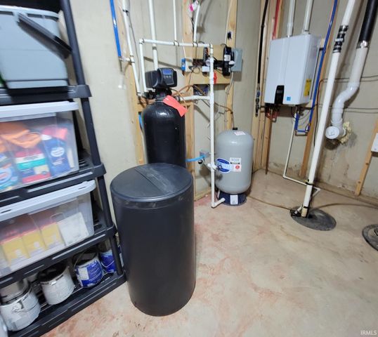 21654 W Ireland Road, South Bend, IN 46614