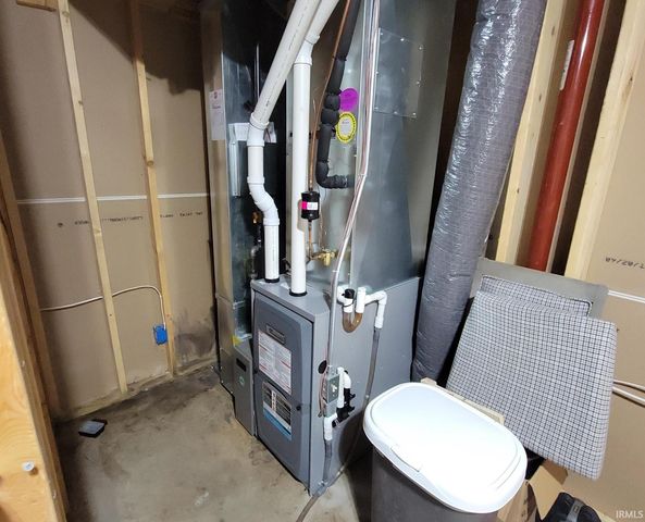 21654 W Ireland Road, South Bend, IN 46614