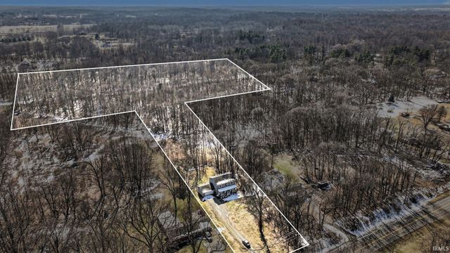 21654 W Ireland Road, South Bend, IN 46614