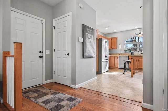 21654 W Ireland Road, South Bend, IN 46614