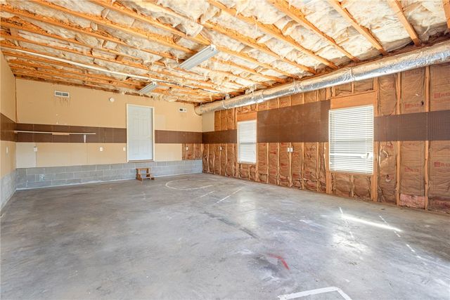 31 Dalton Drive, Bella Vista, AR 72714