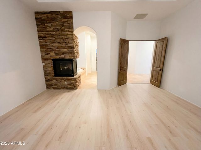 1642 W MANDALAY Lane, Phoenix, AZ 85023