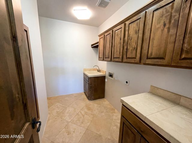 1642 W MANDALAY Lane, Phoenix, AZ 85023