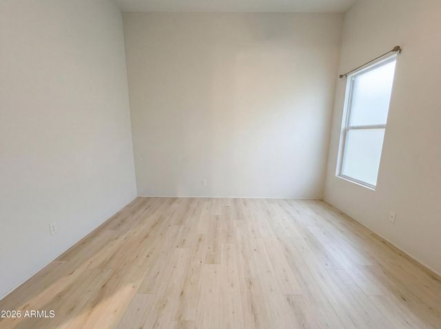 1642 W MANDALAY Lane, Phoenix, AZ 85023