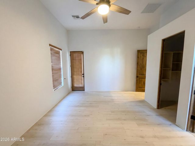 1642 W MANDALAY Lane, Phoenix, AZ 85023