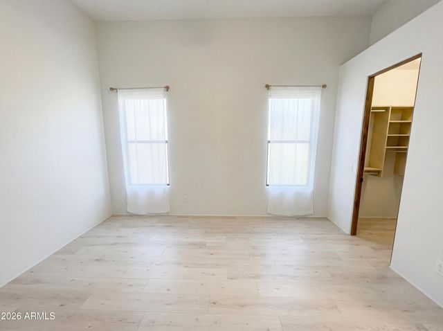 1642 W MANDALAY Lane, Phoenix, AZ 85023