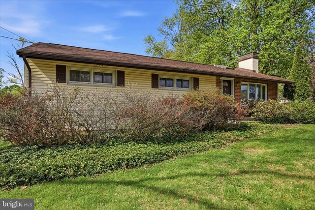 3386 BRISTOL RD, Chalfont, PA 18914